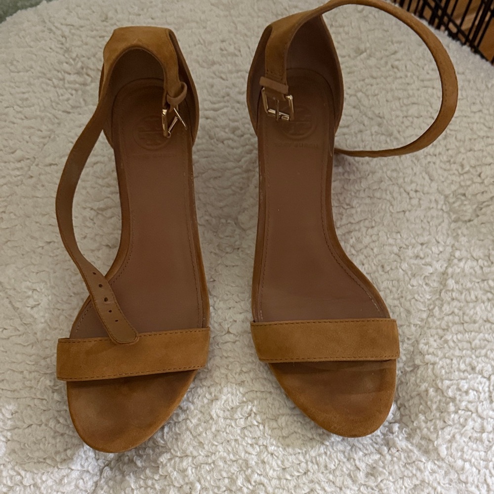 Tory Burch Tan Sandals